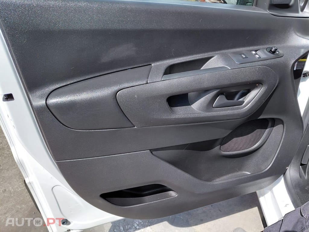 Peugeot Partner 1.5 BlueHDi Asphalt Longa