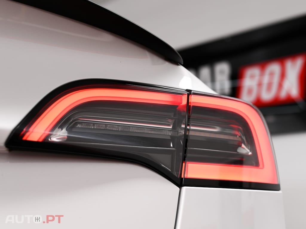 Tesla Model 3 Long Range Tração Integral Premium