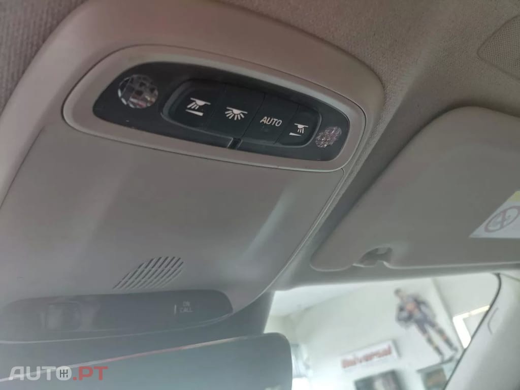 Volvo XC40 1.5 T3 Momentum Tech Edition