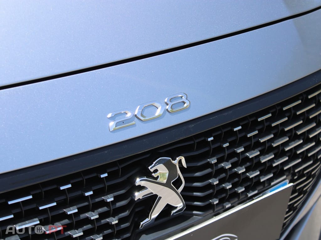 Peugeot E-208 50 kWh Allure