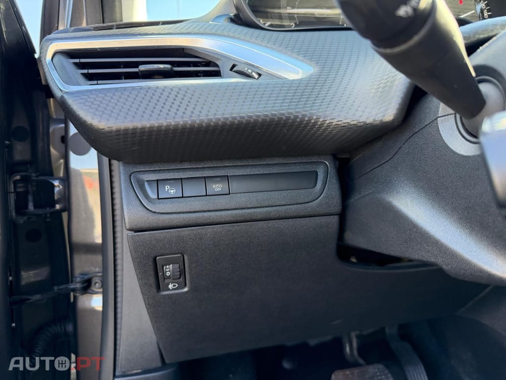 Peugeot 2008 PureTech 82 ETG5 STOP&START Allure