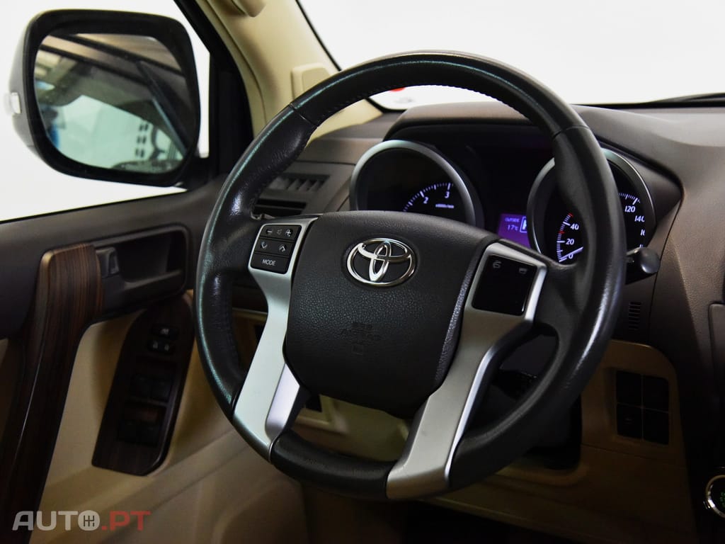 Toyota Land Cruiser 2.8 D-4D CA