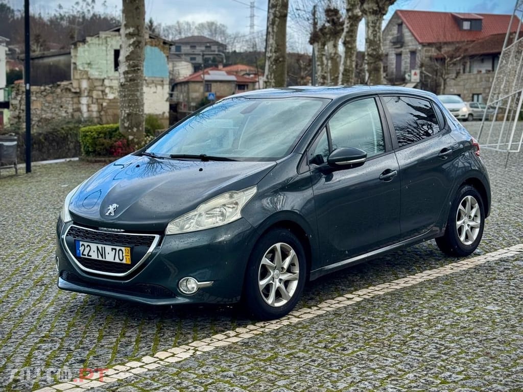 Peugeot 208 1.2 VTi Active