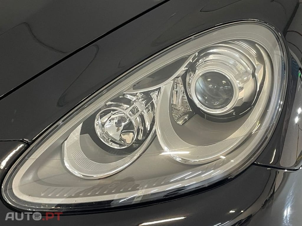 Porsche Cayenne S Hybrid