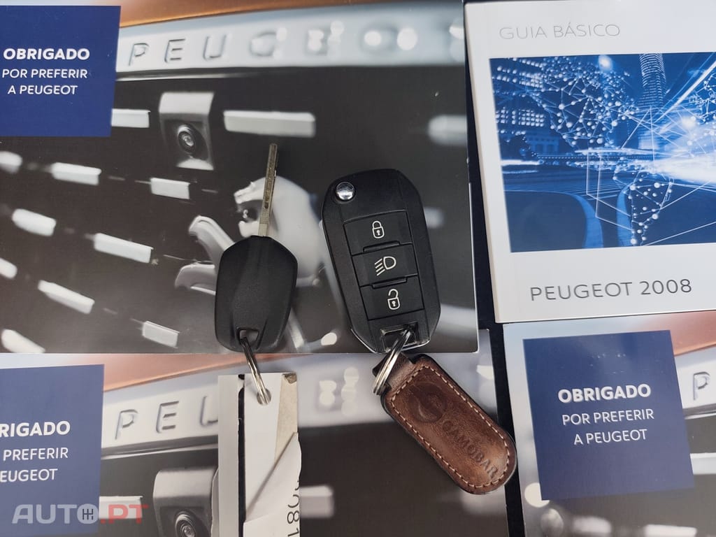 Peugeot 2008 1.2 PureTech Style