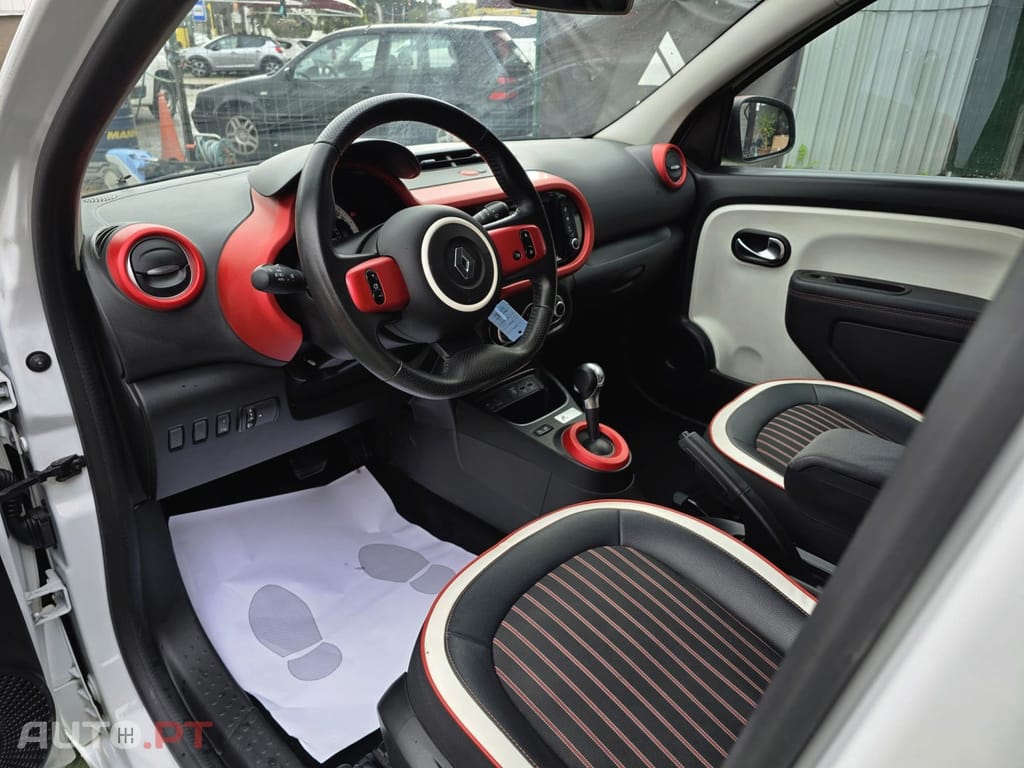 Renault Twingo 0.9 TCe Le Coq Sportif EDC