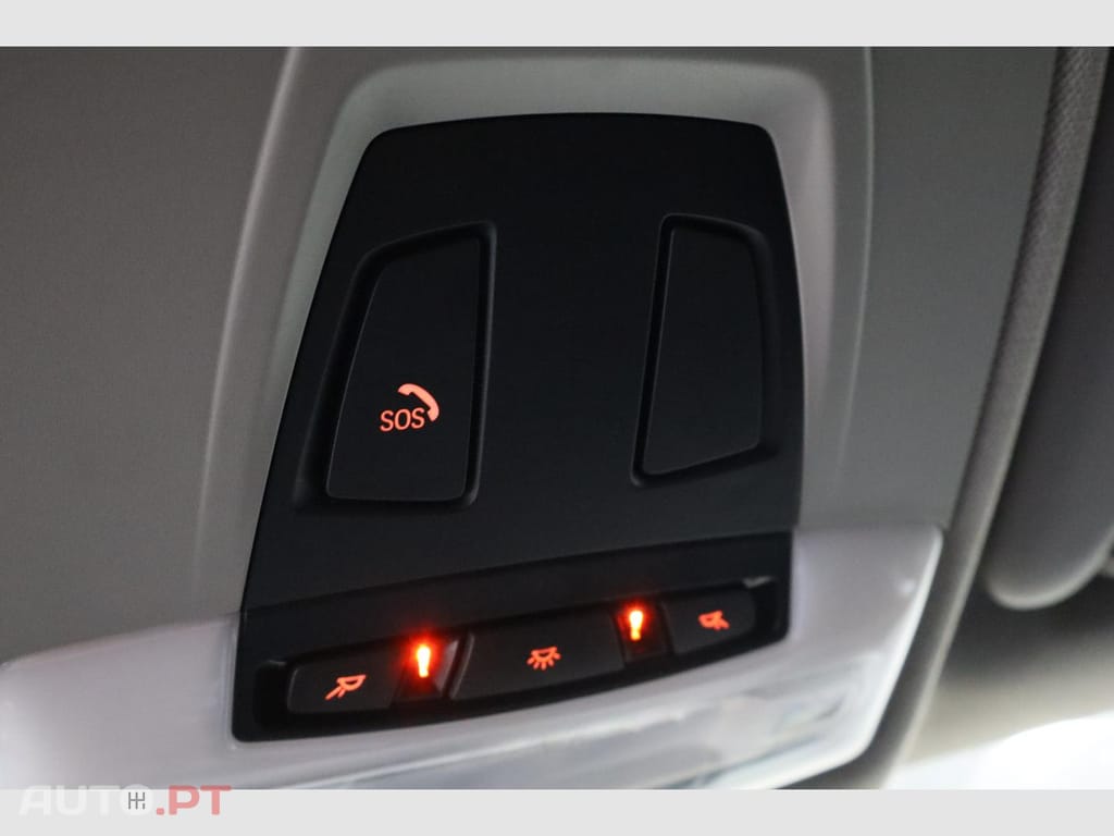 Volvo XC60 2.0 T6 350 AWD PHEV Core Auto