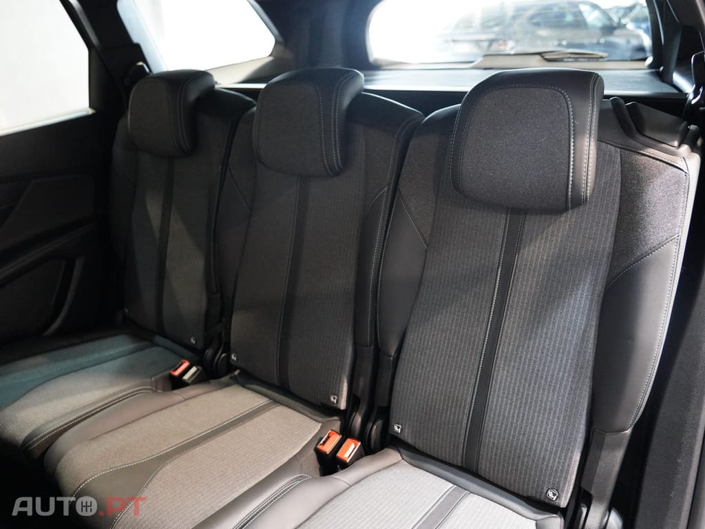 Peugeot 5008 1.2 PureTech Allure Pack
