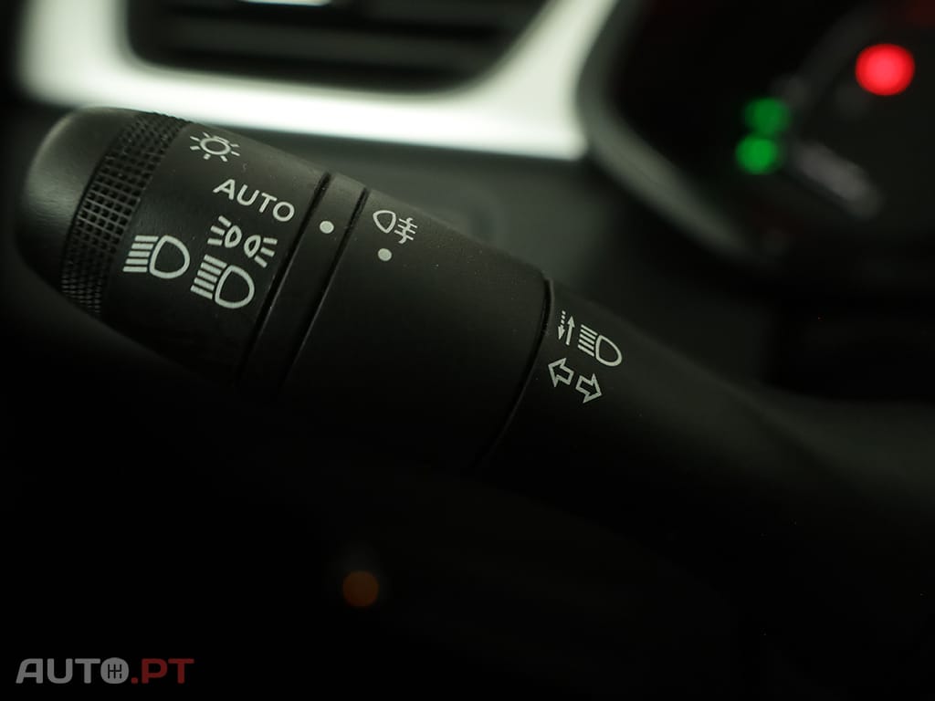 Renault Captur 1.0 TCe Techno Bi-Fuel