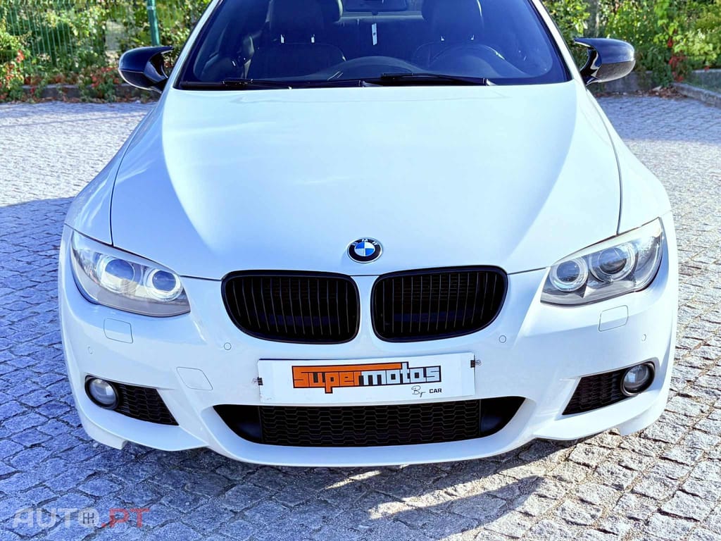 BMW 320 d Edição M Auto