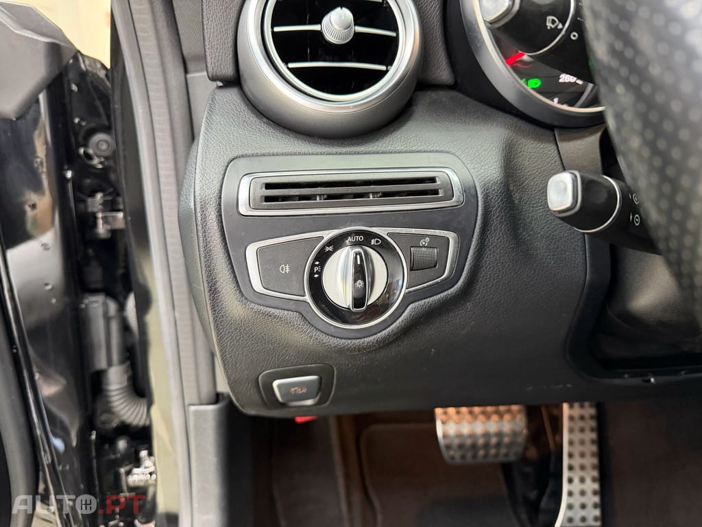 Mercedes-Benz C 250 d AMG Line 9G- Tronic