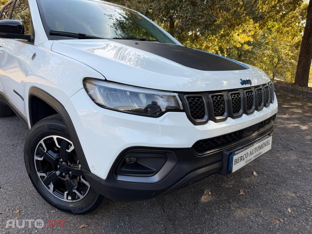 Jeep Compass 1.3 T-GDI 4xe PLUG-IN HYBRID Auto First Edition Urban