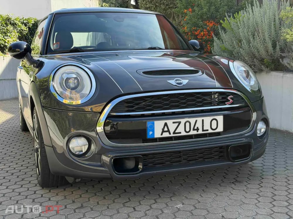 MINI Cooper Cooper S