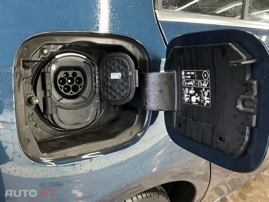 Mercedes-Benz A 250 e Style Plus