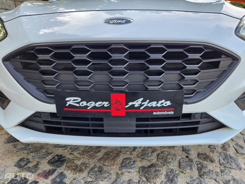 Ford Focus SW 1.5 TDCi EcoBlue ST-Line