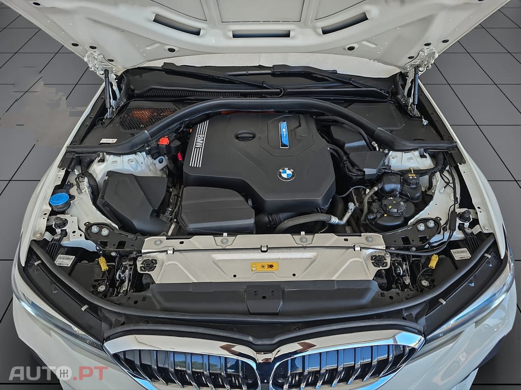 BMW 330 330e M Sport