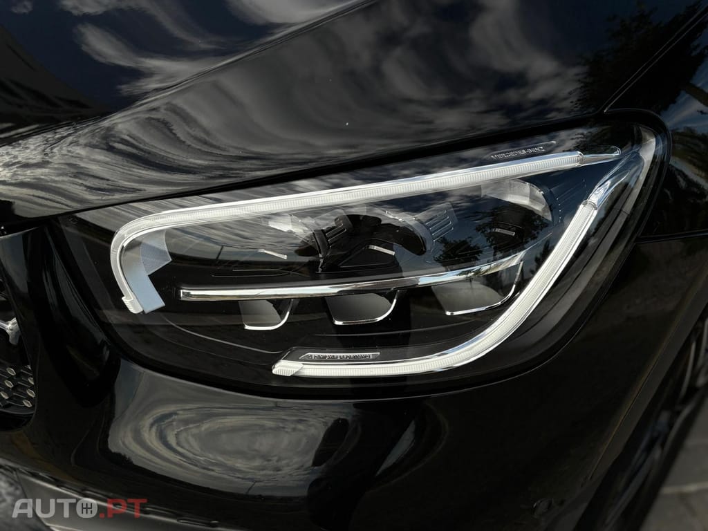 Mercedes-Benz GLC 300 de 4Matic 9G-TRONIC AMG Line