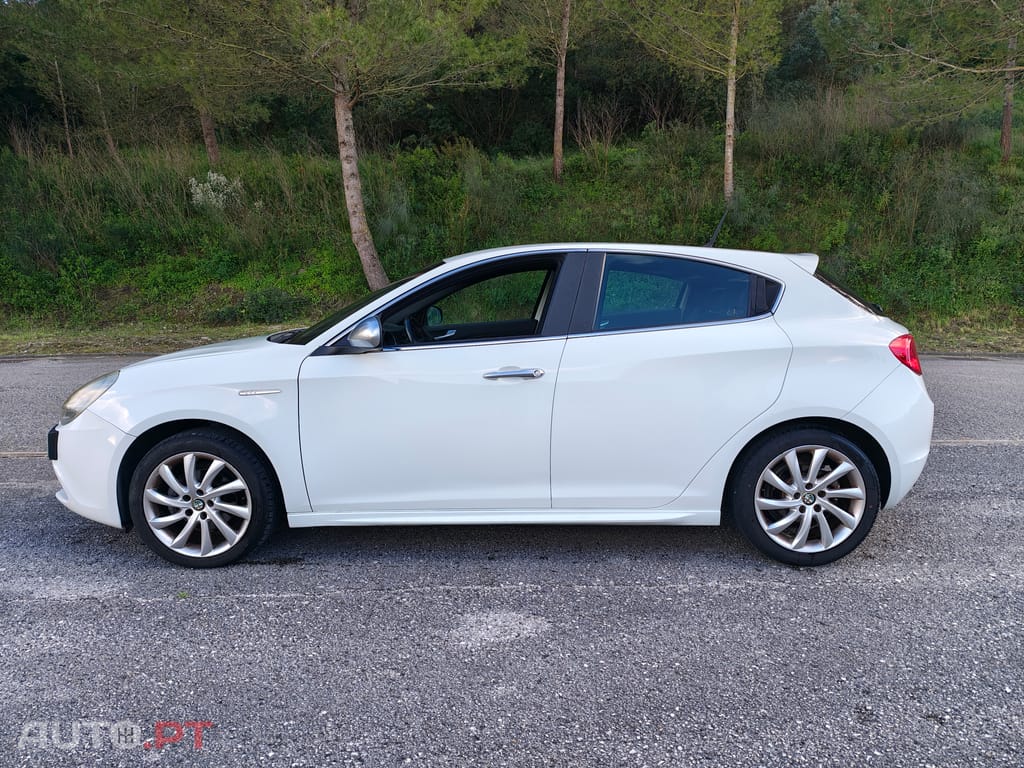 Alfa Romeo Giulietta 1.6 JTDM Distinctive