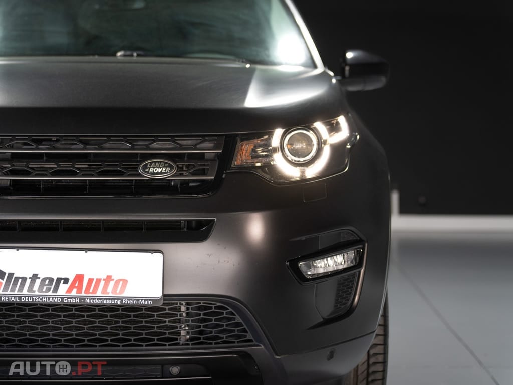 Land Rover Discovery Sport 2.0 D AWD SE