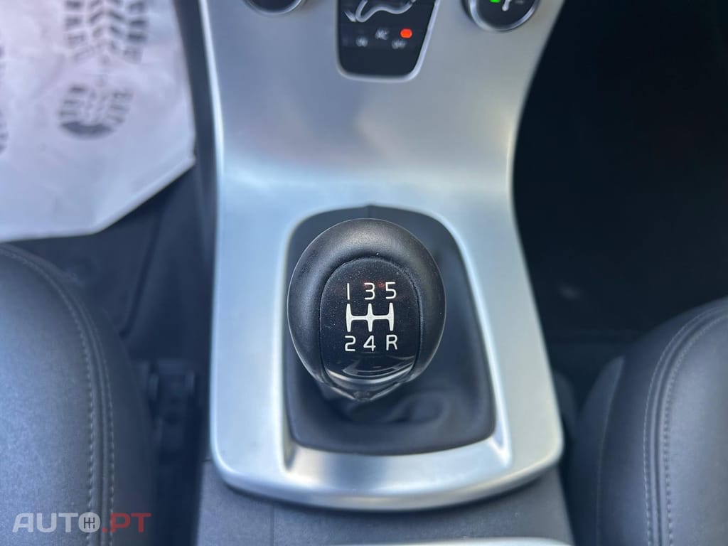 Volvo C30 1.6 D Drive Summum