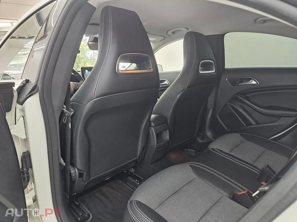 Mercedes-Benz CLA 180 d Urban