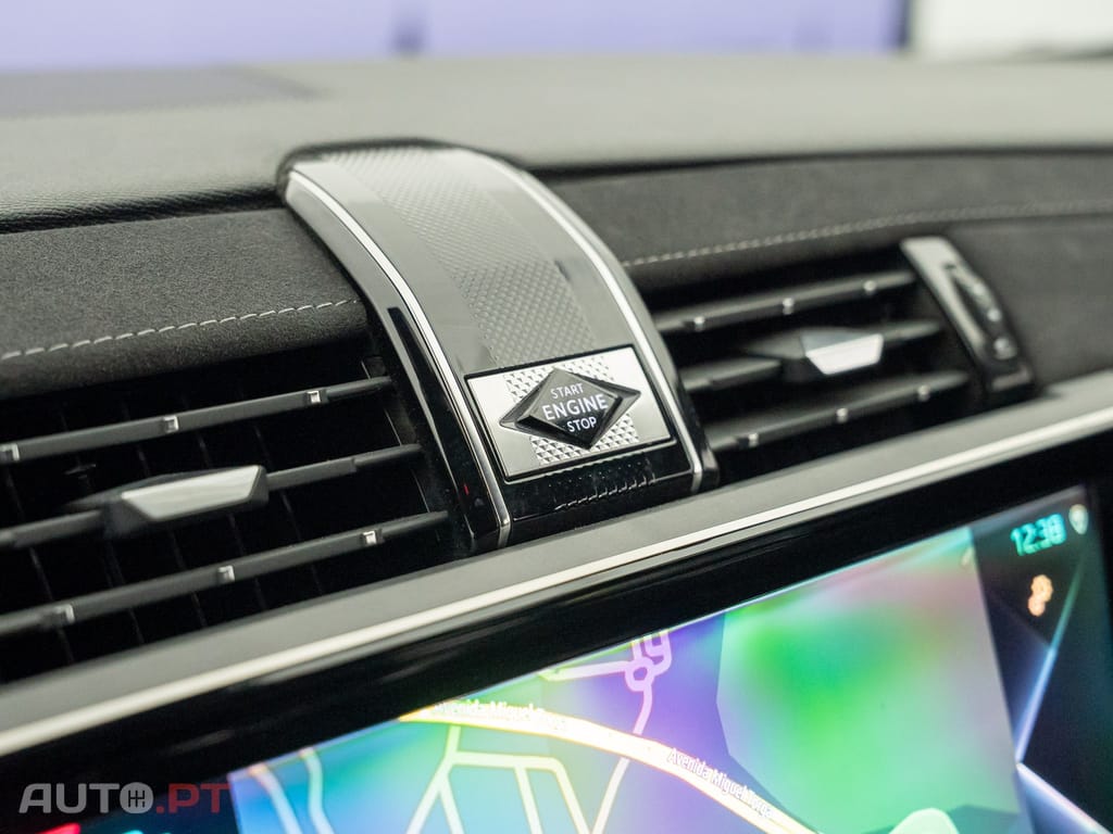 DS DS7 E-Tense Performance Line EAT8