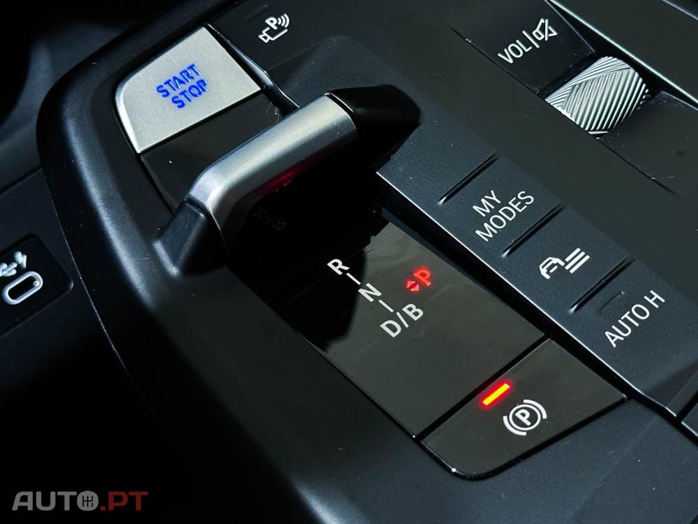 BMW iX1 xDrive30