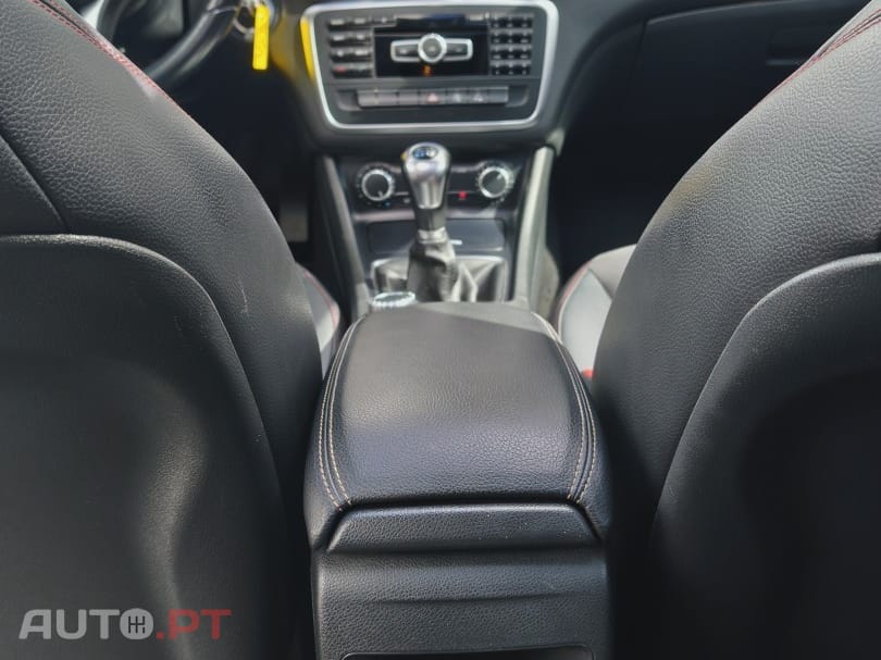 Mercedes-Benz A 180 CDi BlueEfficiency — fotografia 20