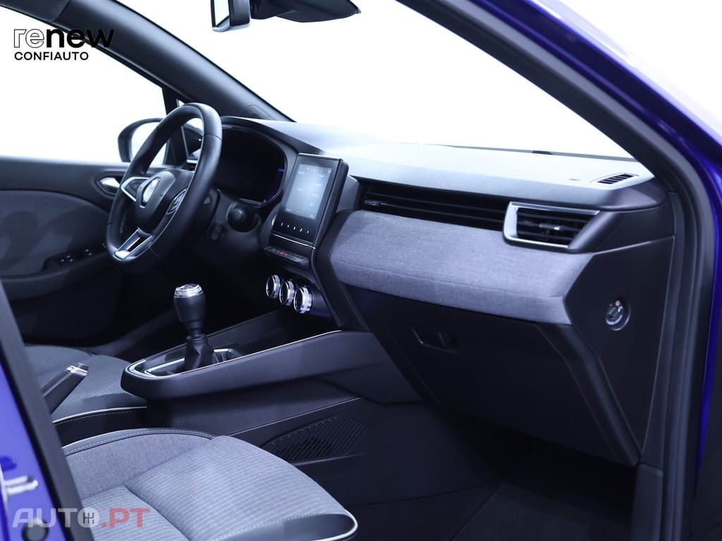 Renault Clio 1.0 Tce Techno — fotografia 18