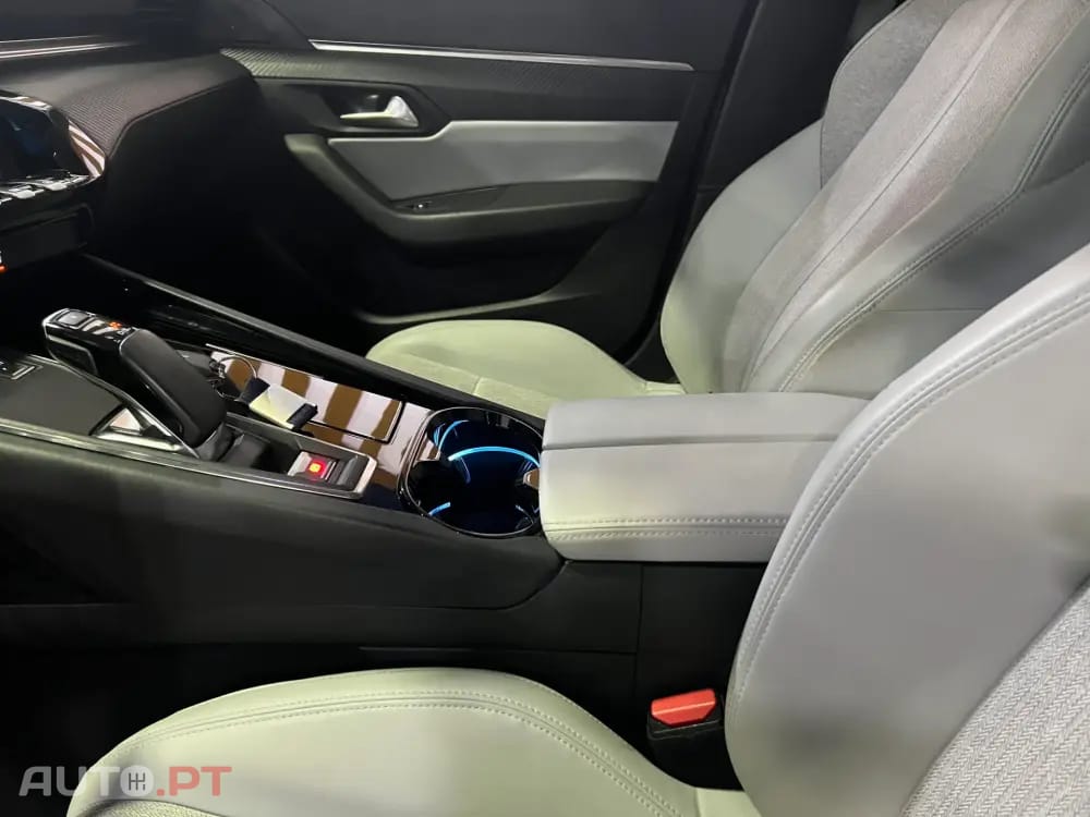 Peugeot 508 1.6 Hybrid Allure Pack e-EAT8