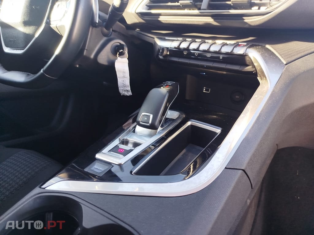 Peugeot 5008 1.6 BlueHDi Crossway EAT6