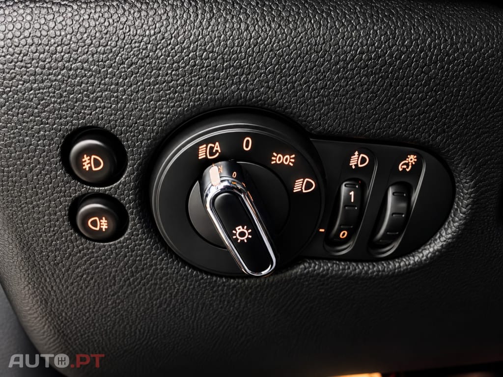 MINI Cooper Cooper Camden Edition Auto