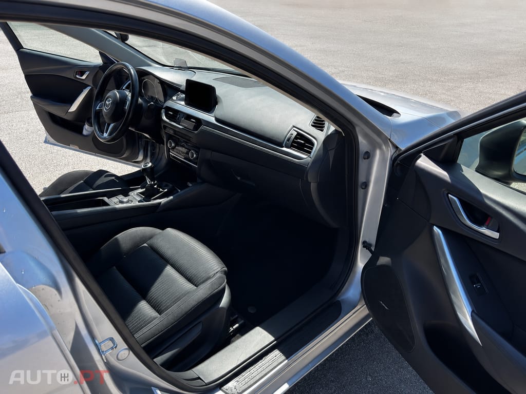 Mazda 6 M6 2.2 SKY-D Excellence Navi 175cv