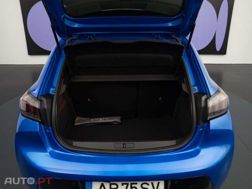 Peugeot E-208 50 kWh Allure Pack