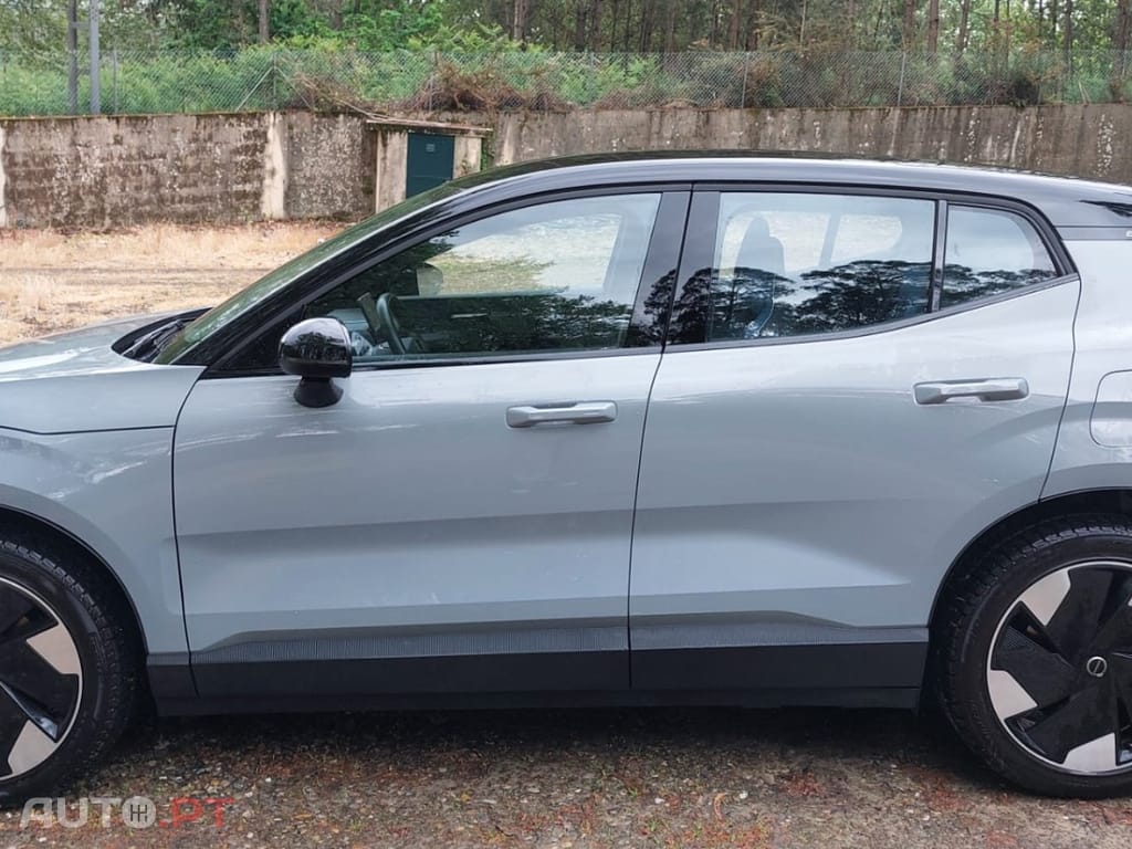 Volvo EX30 69 kWh Single Motor Extended Range Core