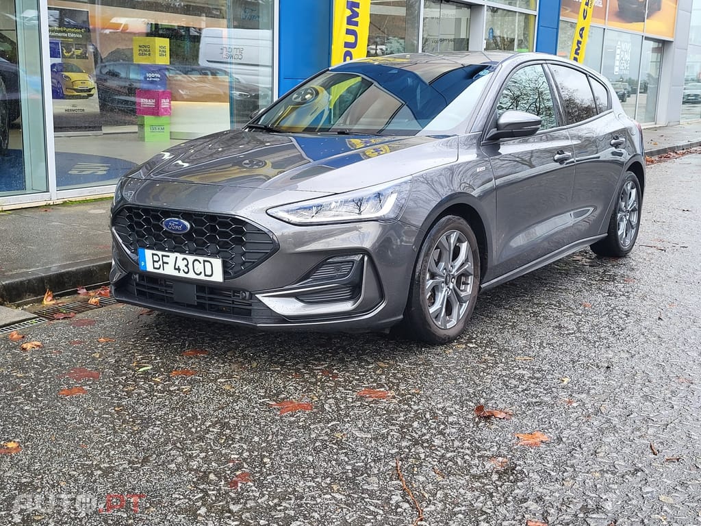 Ford Focus 1.0 EcoBoost MHEV ST-Line X