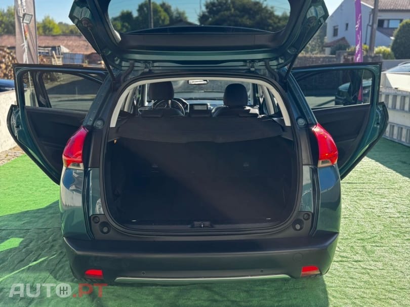 Peugeot 2008 PureTech 110 Stop&Start UrbanCross