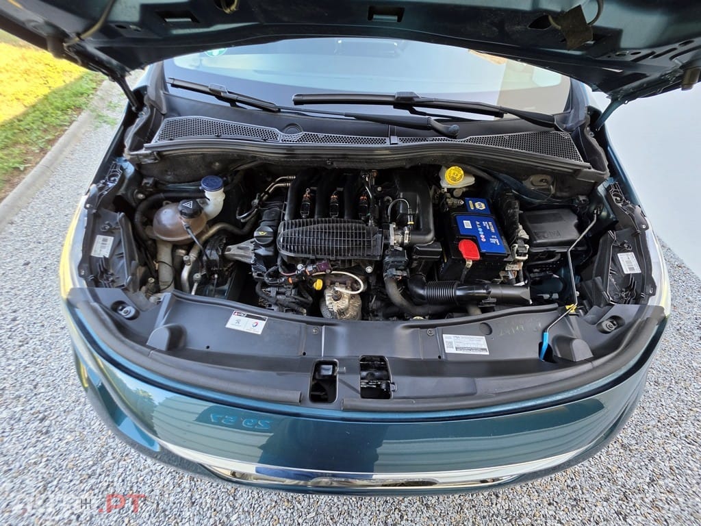 Peugeot 2008 1.2 Vti 82Cv Style