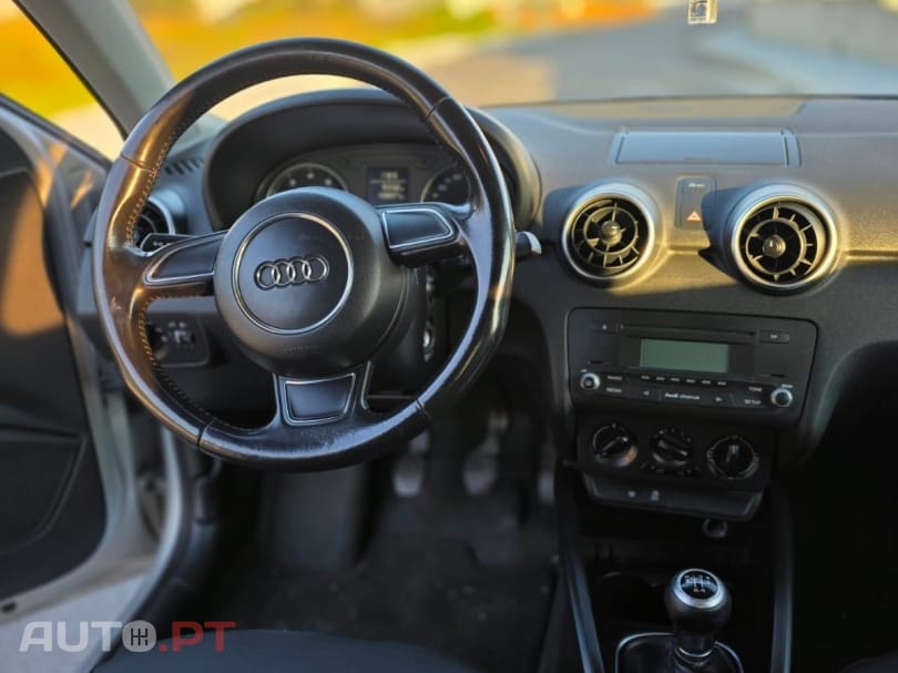 Audi A1 1.2 TFSI S-line