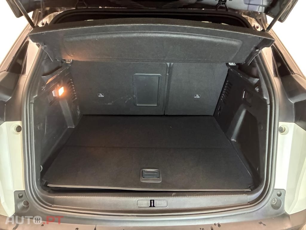 Peugeot 3008 1.6 Hybrid GT e-EAT8