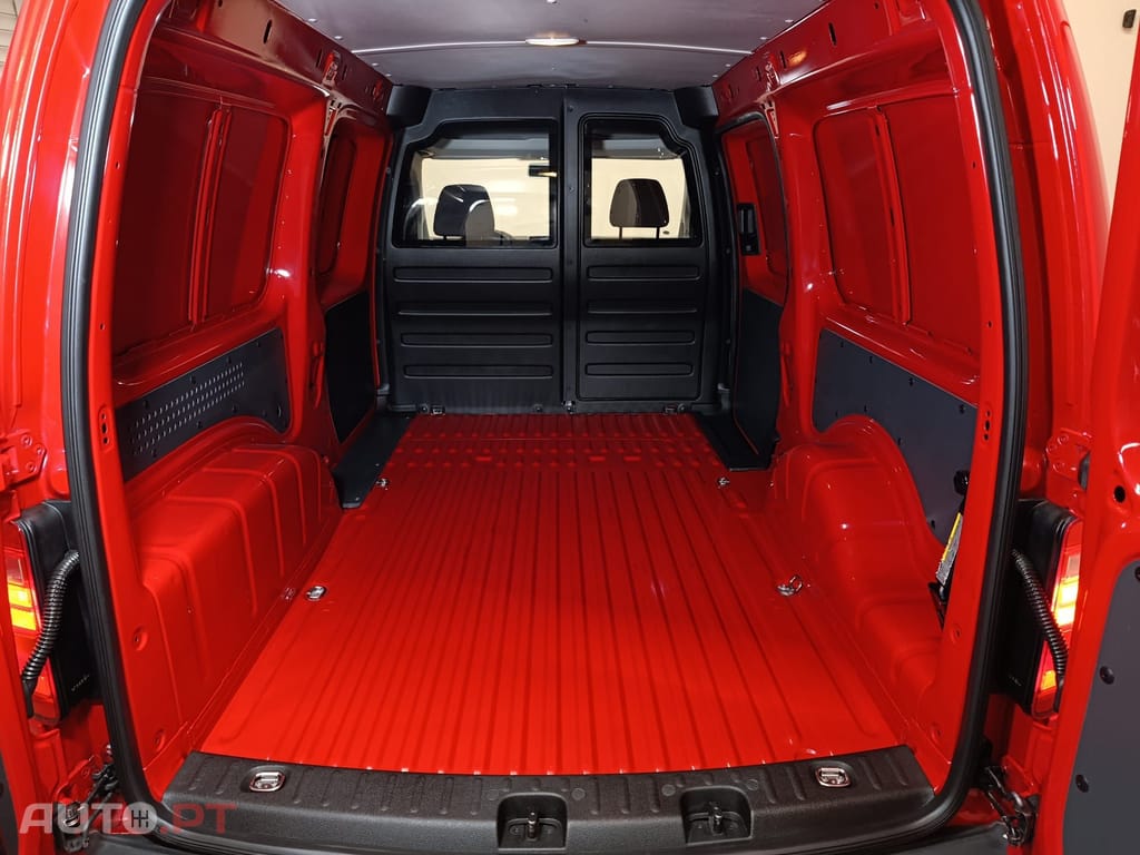 Volkswagen Caddy Maxi 2.0 TDi  102cv