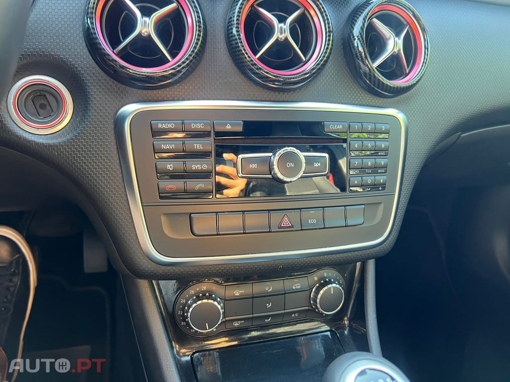 Mercedes-Benz A 180 d AMG Line