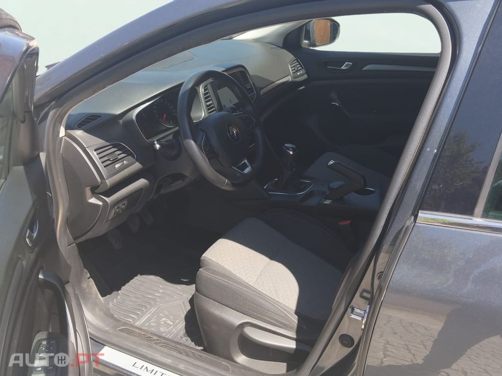 Renault Mégane Sport Tourer 1.3 TCe Limited