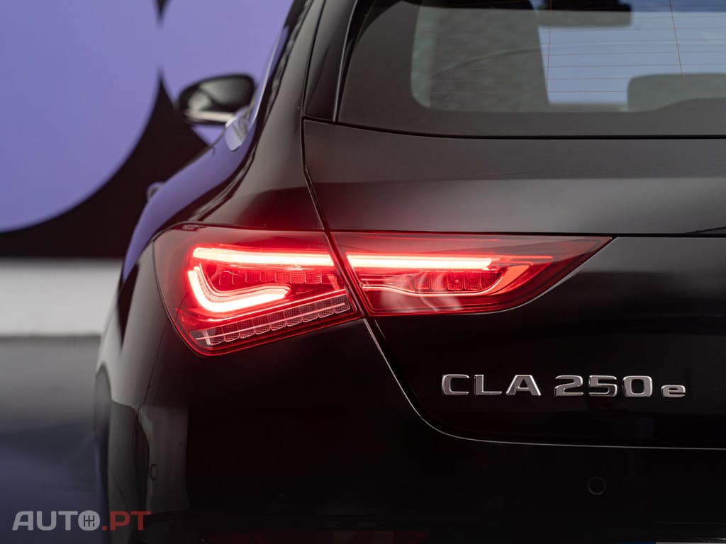 Mercedes-Benz CLA 250 e Shooting Brake Style Plus