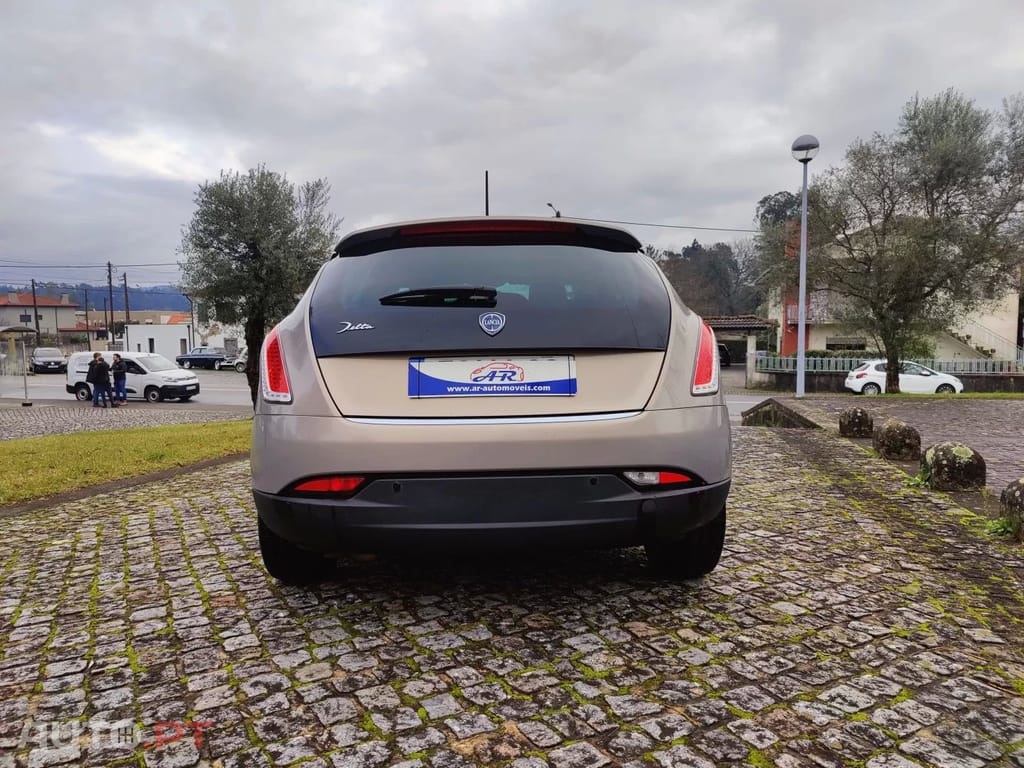 Lancia Delta 1.6 M-Jet Oro