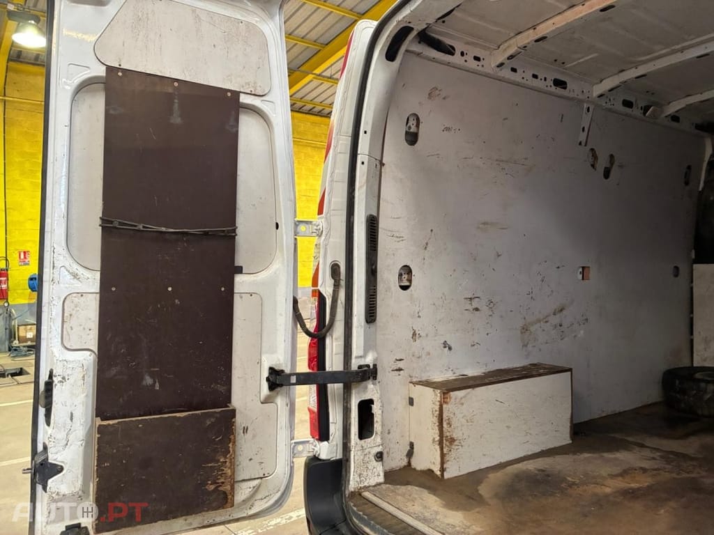 Renault Master 2.3 dCi L2H2 3.5T Grand Confort