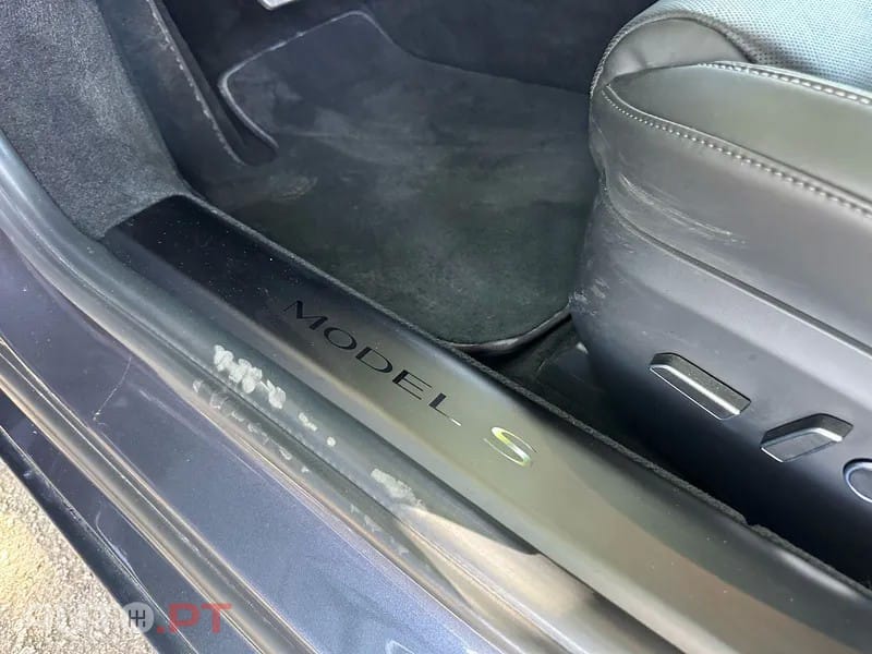 Tesla Model S Plaid AWD