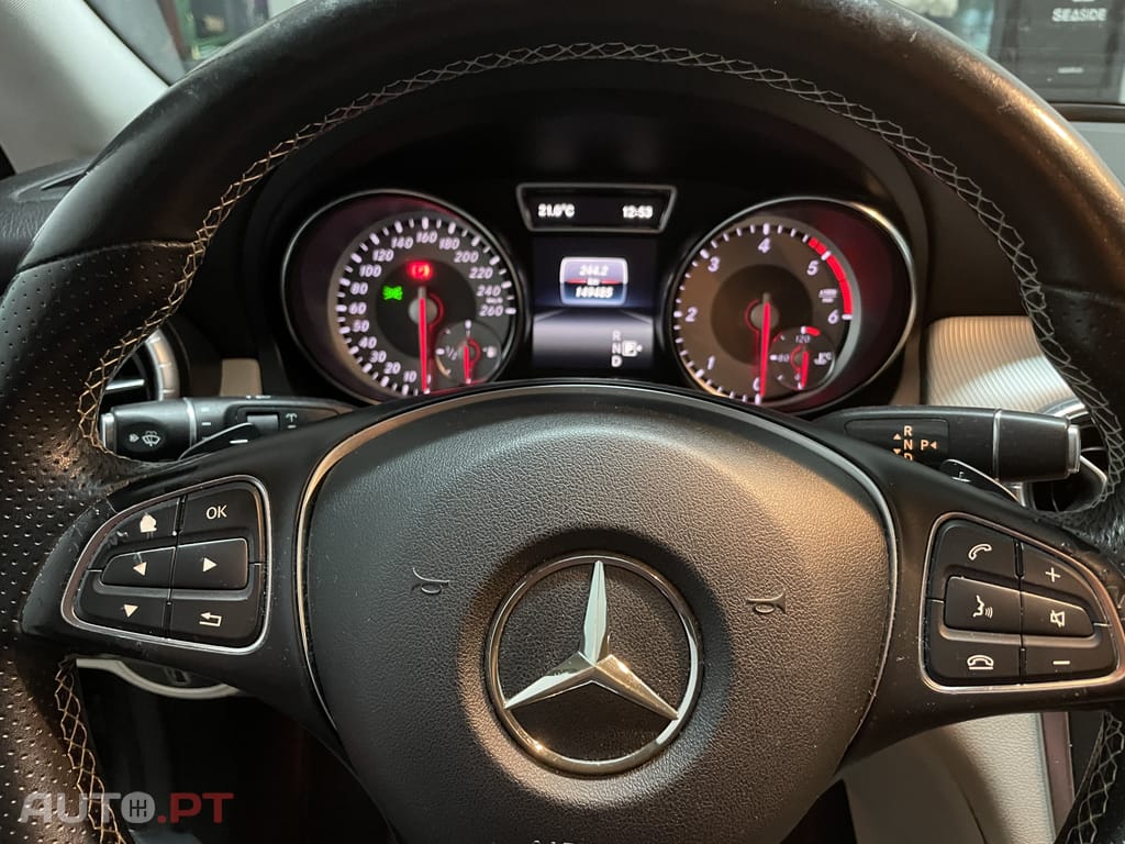 Mercedes-Benz CLA 220 Shooting Brake