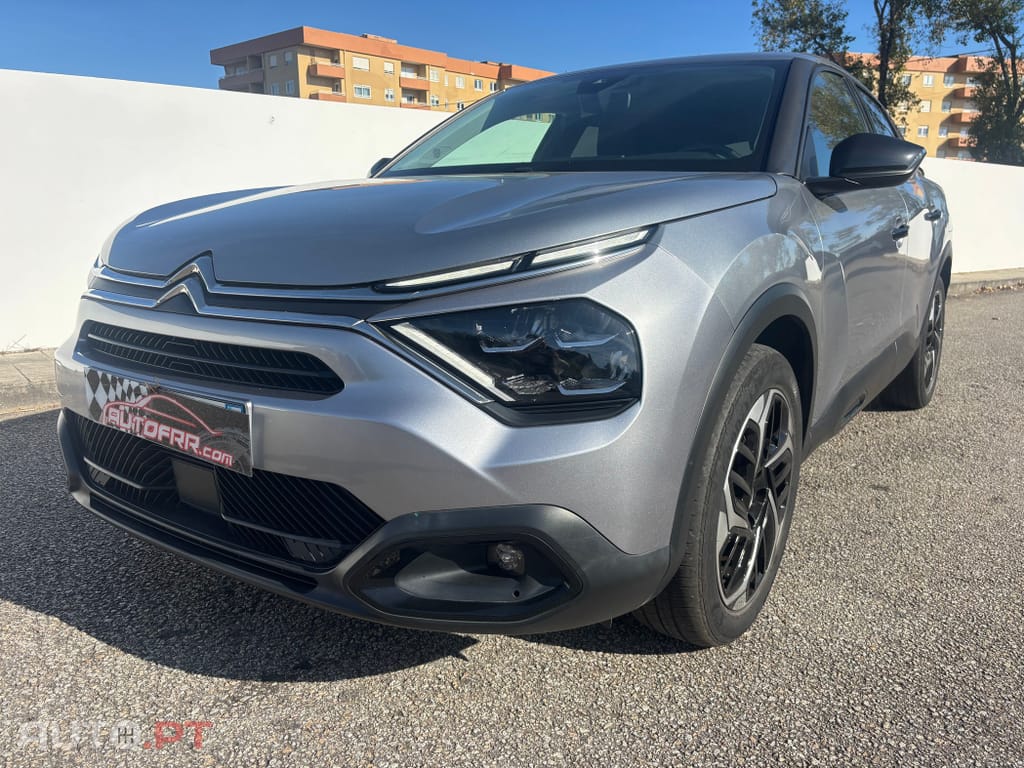 Citroen C4 PureTech 130 Stop&Start SHINE