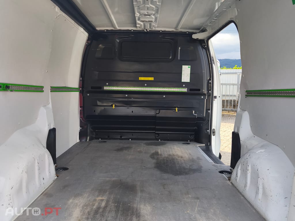 Peugeot Expert 2.0 BlueHDi